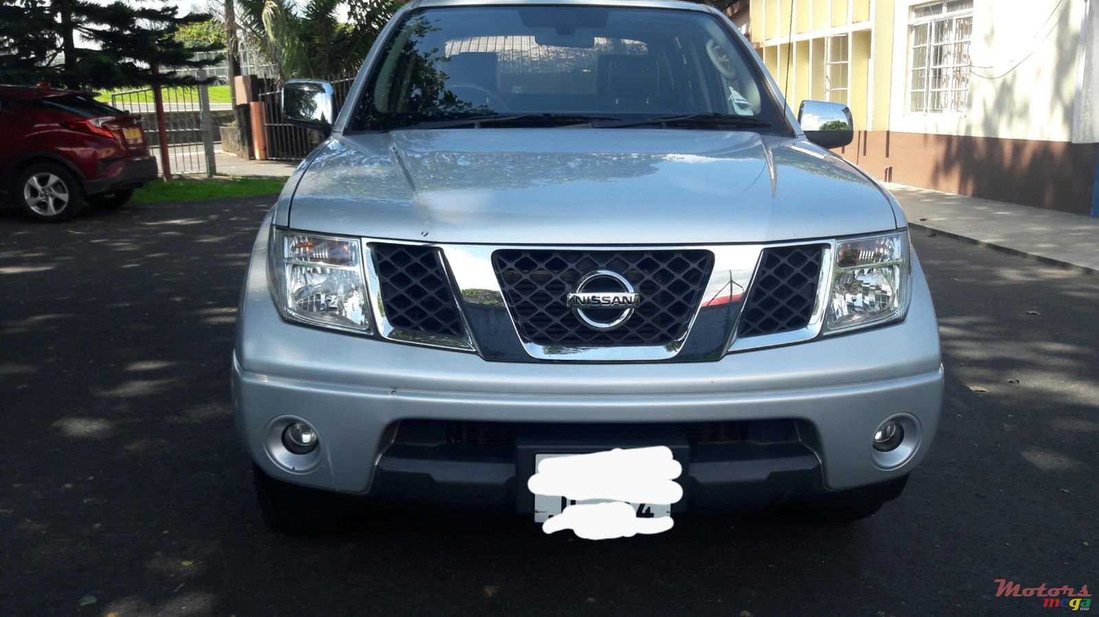 2014' Nissan Navara Automatic photo #1
