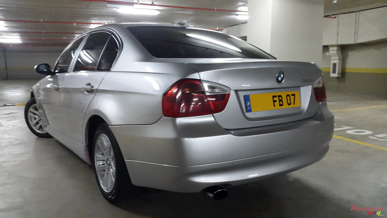 2007' BMW 320 photo #1