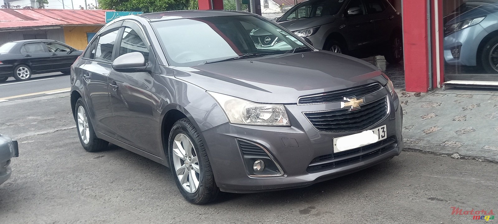 2013' Chevrolet Cruze photo #1