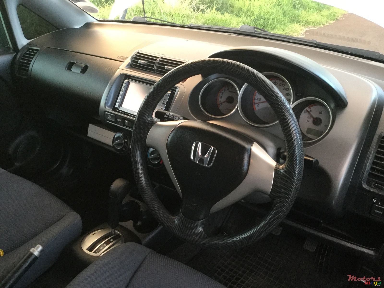 2003' Honda Fit photo #5