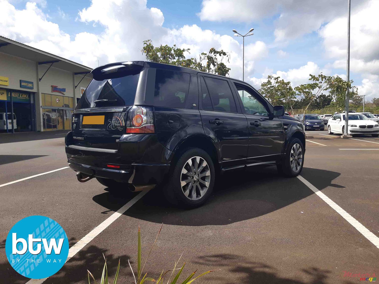 2013' Land Rover Freelander 2 Si4 photo #2