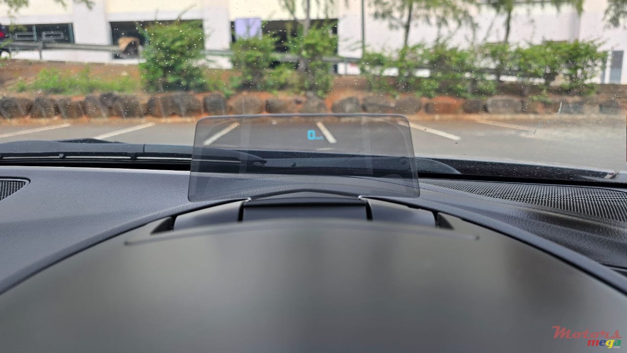 2016' Mazda 3 Deluxe edition skyactive photo #7