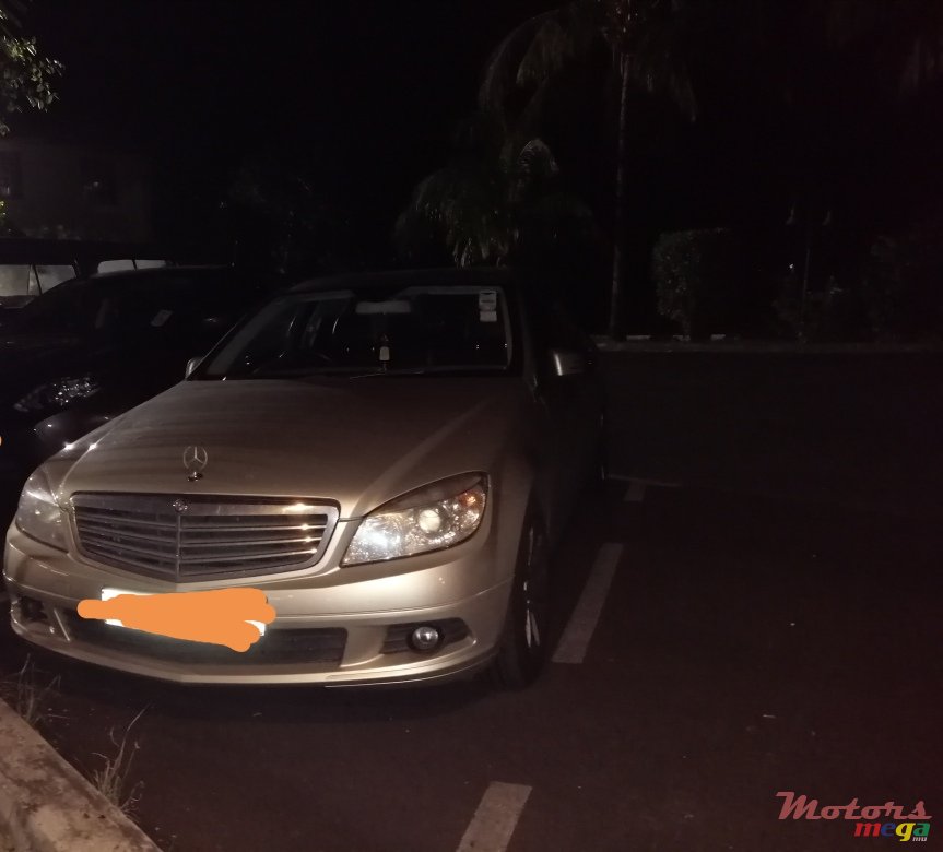 2010' Mercedes-Benz C-Class 180 photo #1