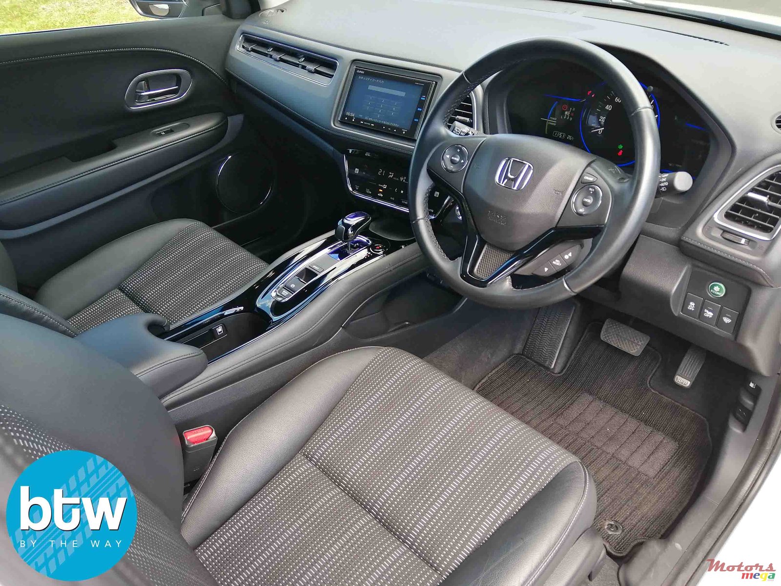 2015' Honda Vezel Z photo #4