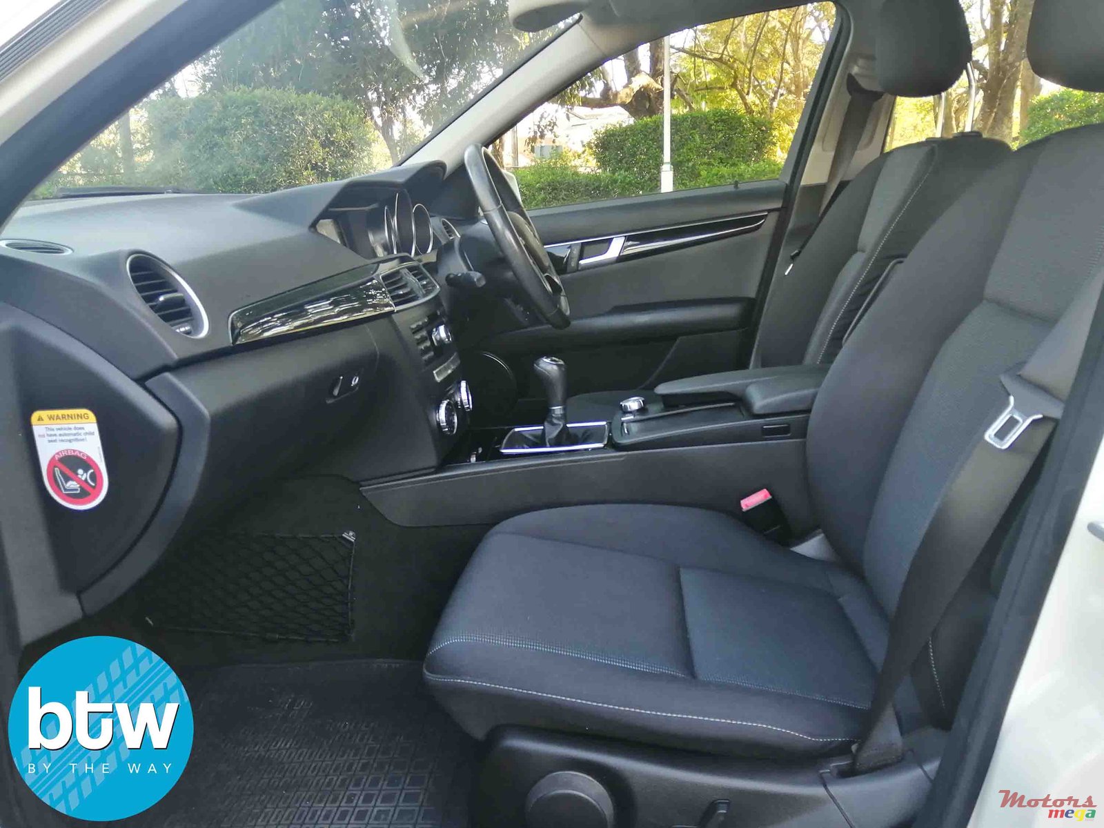 2012' Mercedes-Benz C-Class 180 photo #3