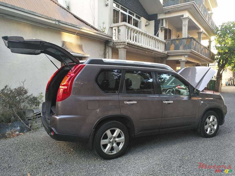 2008' Nissan X-Trail photo #7