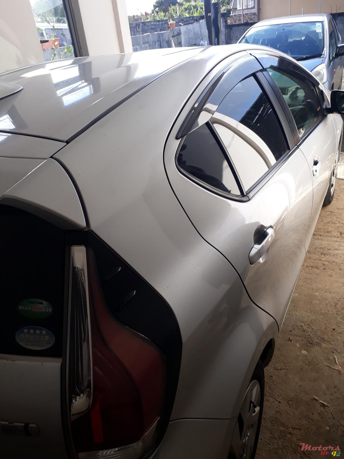 2015' Toyota Aqua photo #1