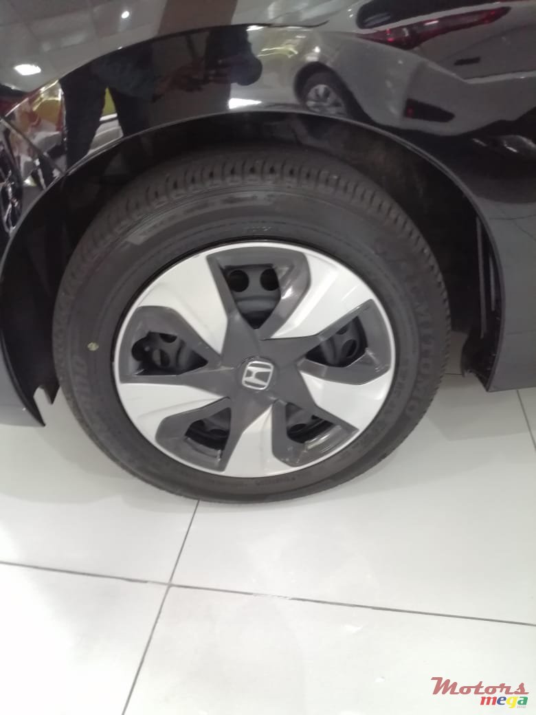 2016' Honda Fit photo #6