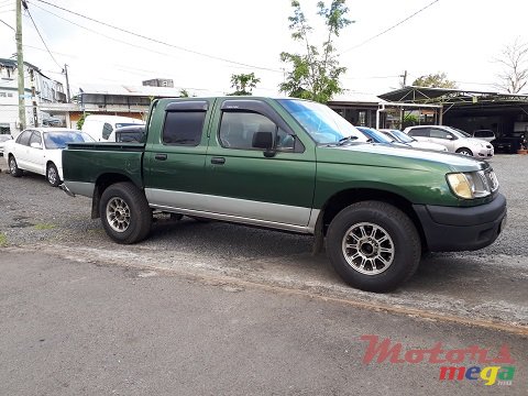 1998' Nissan Pickup photo #1