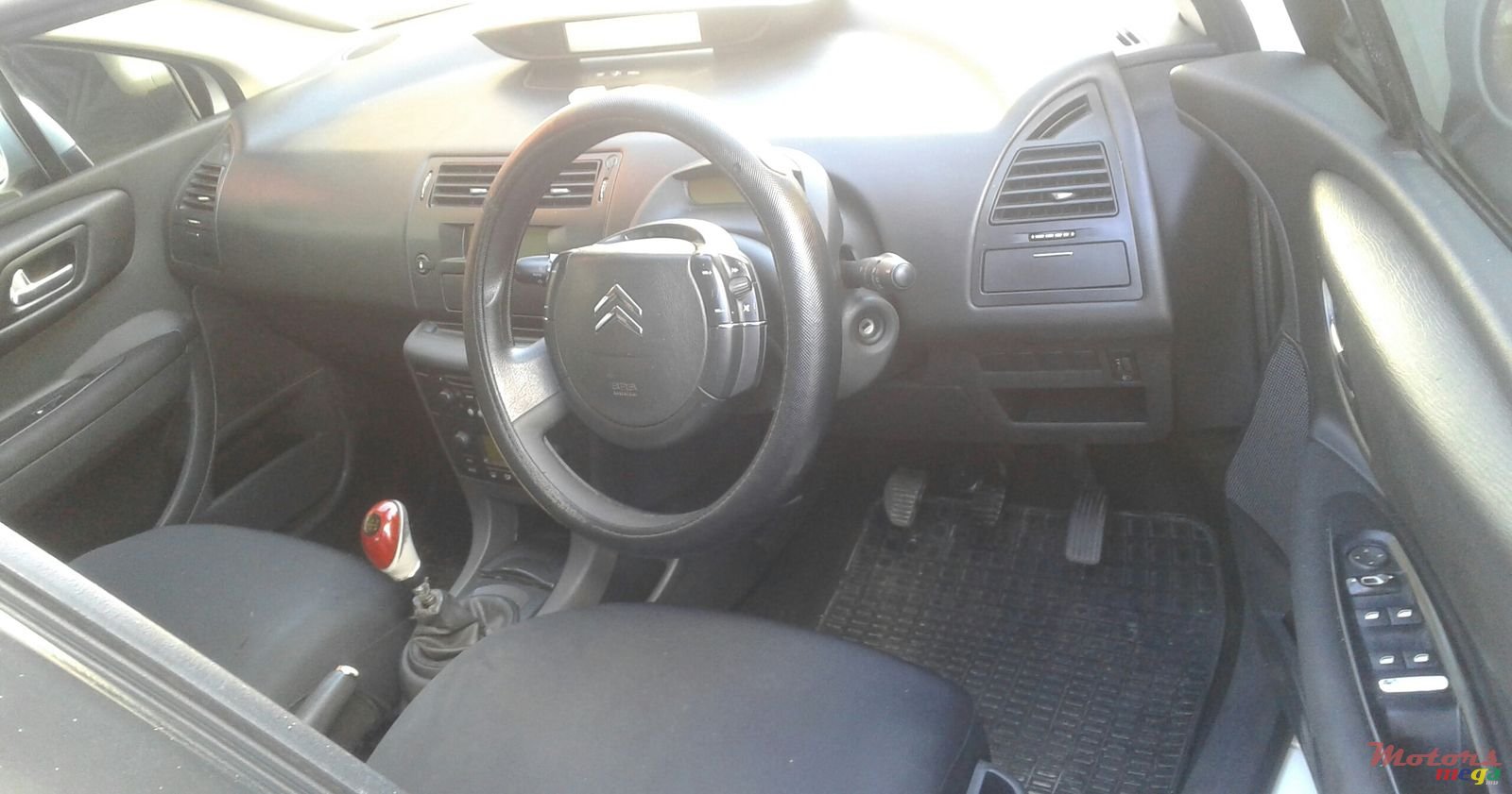 2006' Citroen C4 photo #4