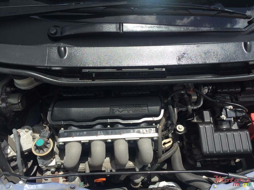 2012' Honda Fit Az 2012 photo #6