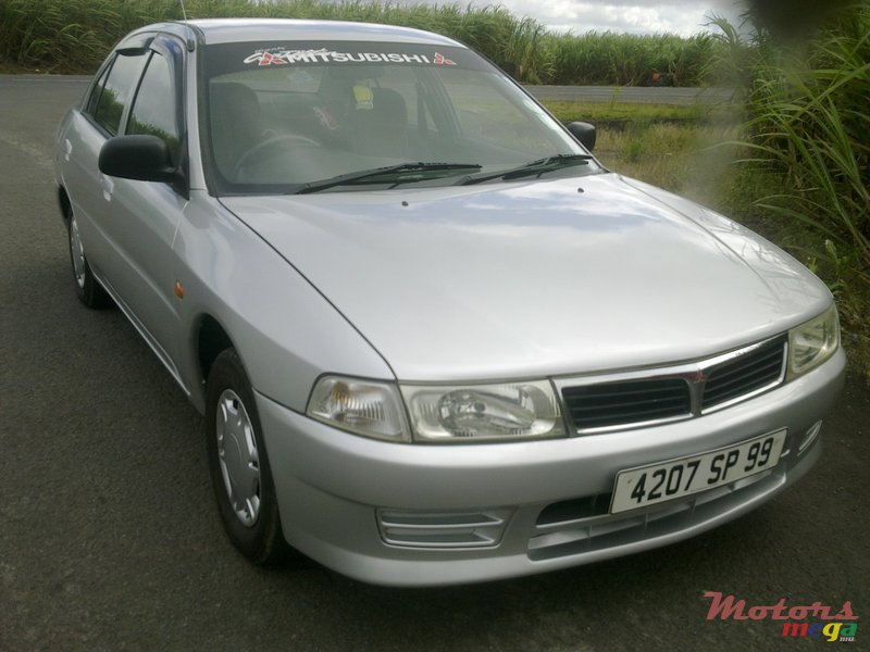 1999' Mitsubishi Lancer photo #1