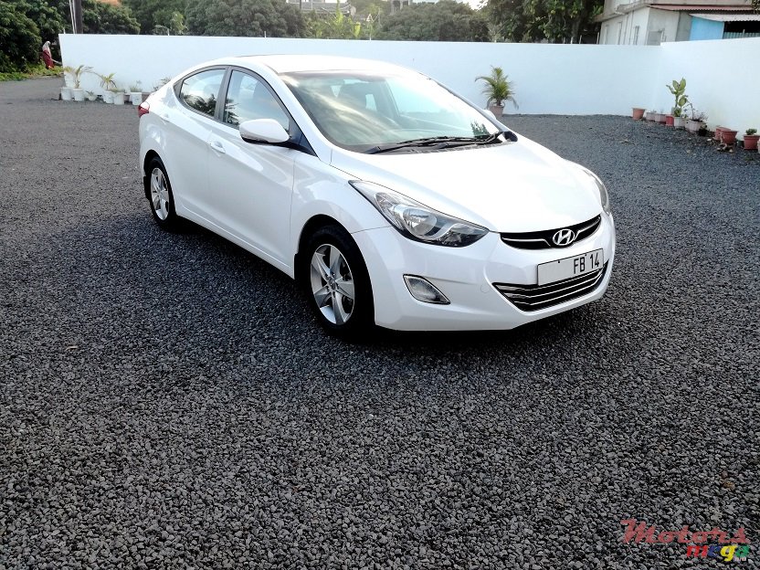2014' Hyundai Elantra GLS Manual 1.6L photo #1