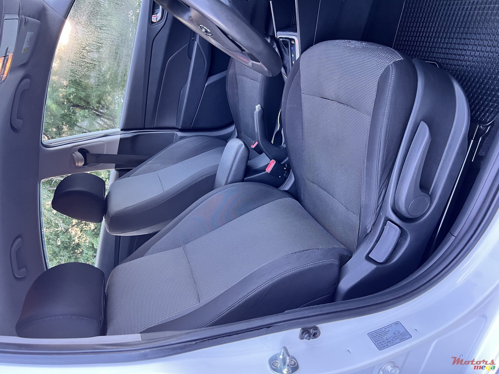 2019' Hyundai Accent photo #6