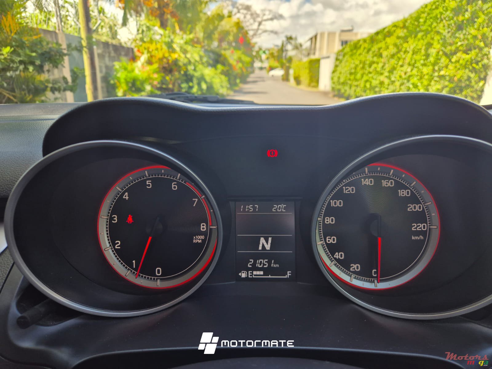 2024' Suzuki Swift GLX photo #7