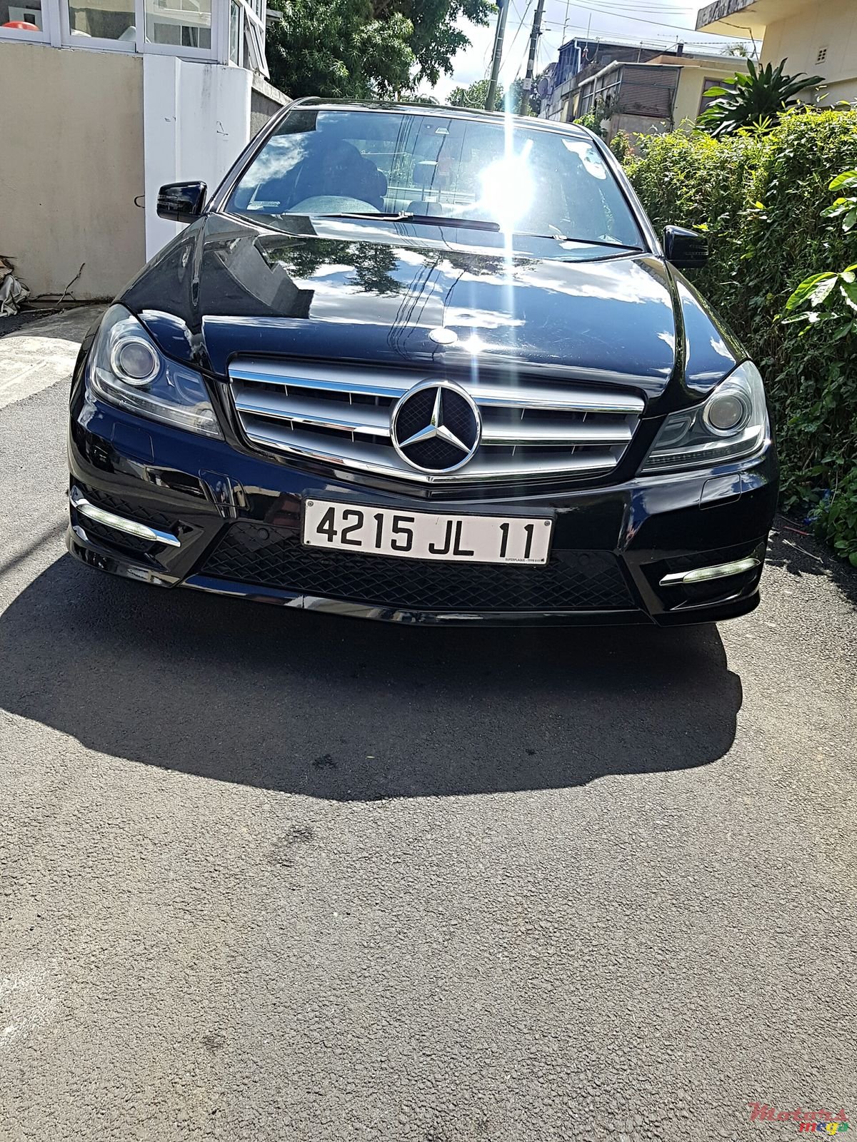 2011' Mercedes-Benz C 180 photo #5