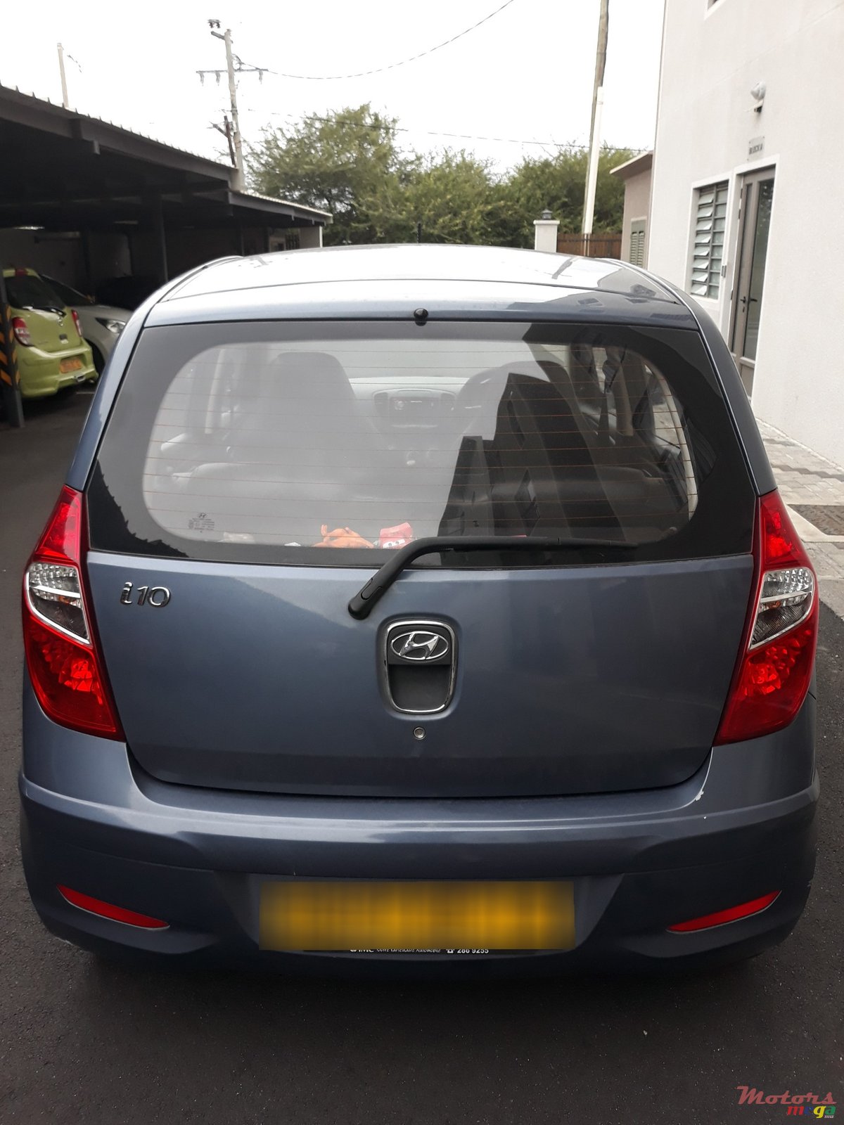 2014' Hyundai i10 Hatchback photo #2