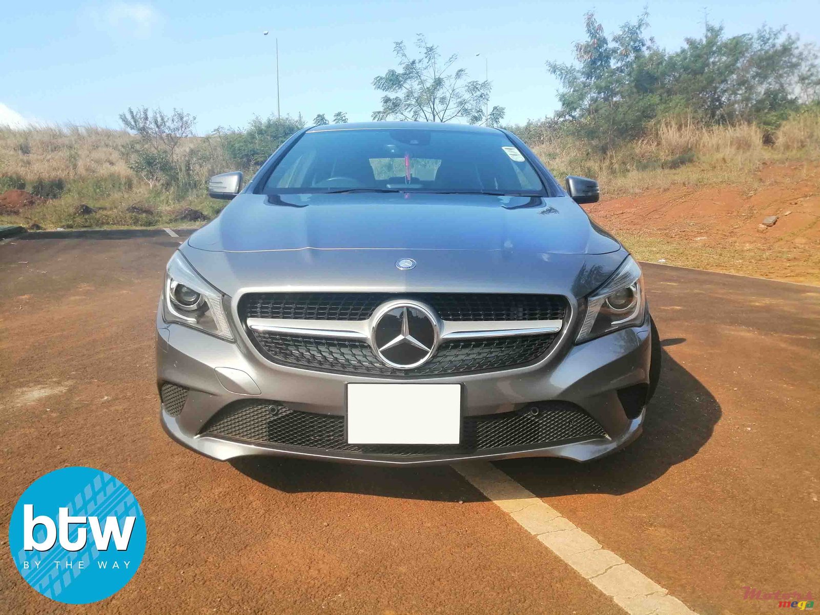 2014' Mercedes-Benz CLA 180 photo #2