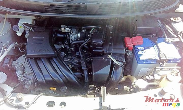 2011' Nissan March photo #5