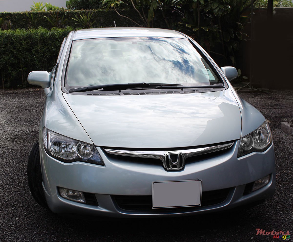 2007' Honda Civic Hybrid photo #2