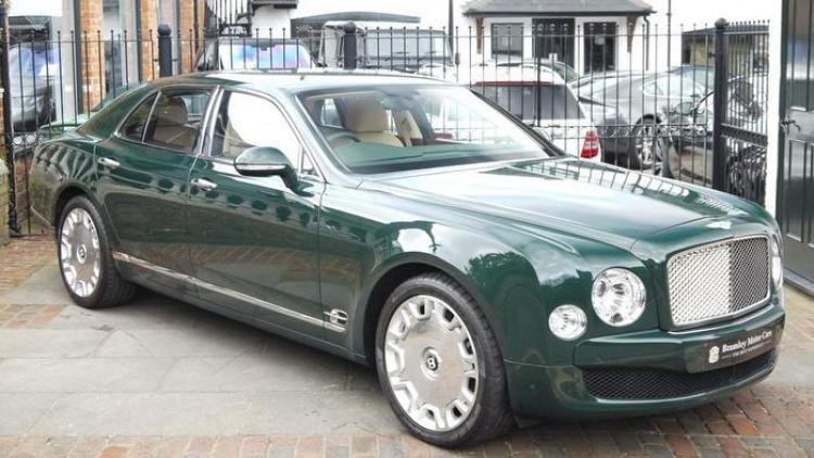 You Can Buy The Queen's Bentley Mulsanne For $285,000