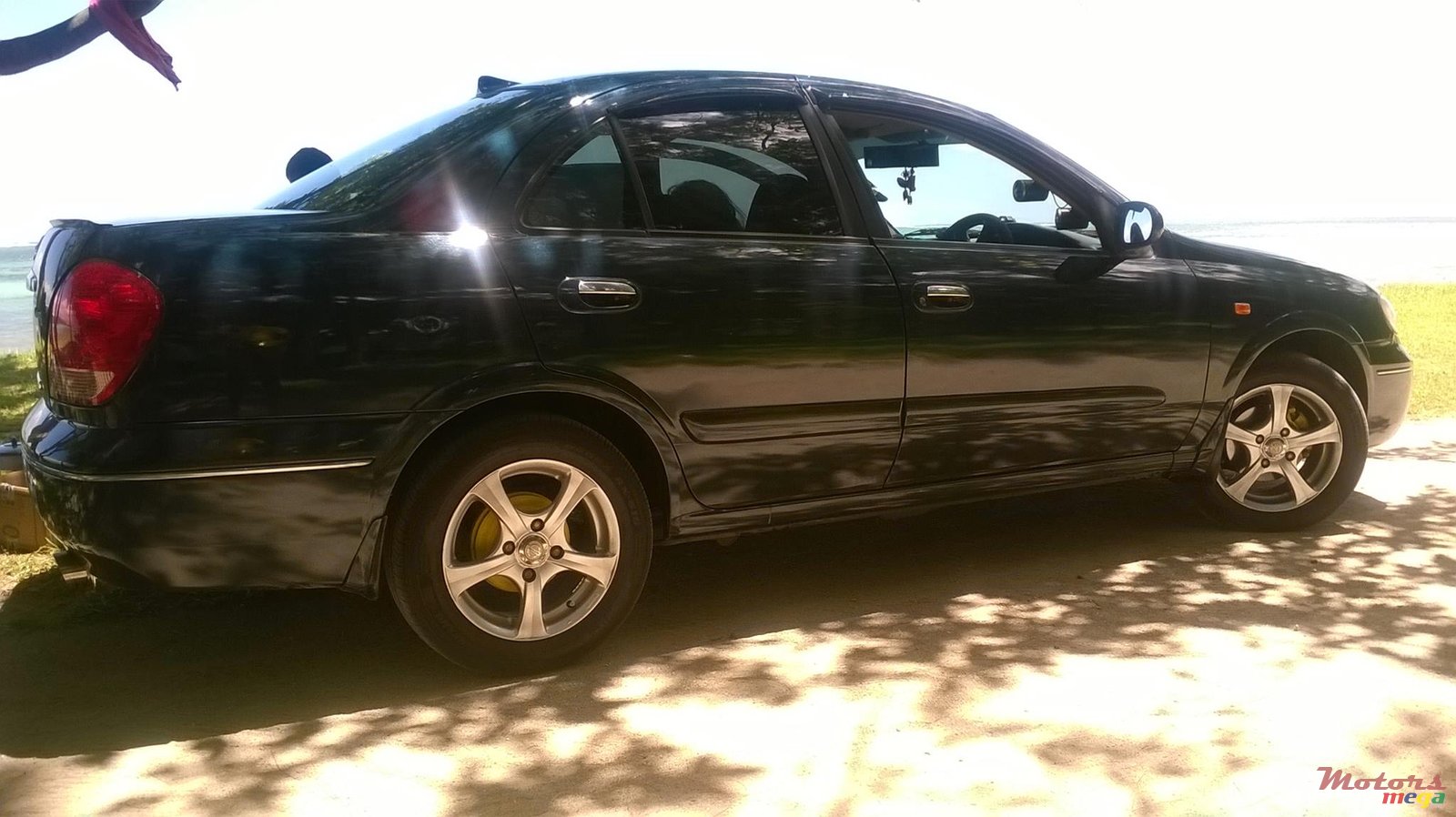 2003' Nissan Sunny N17 photo #2