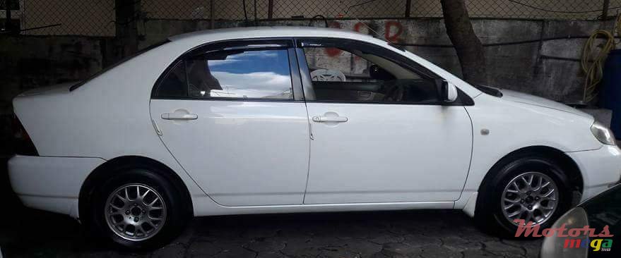 2001' Toyota photo #4