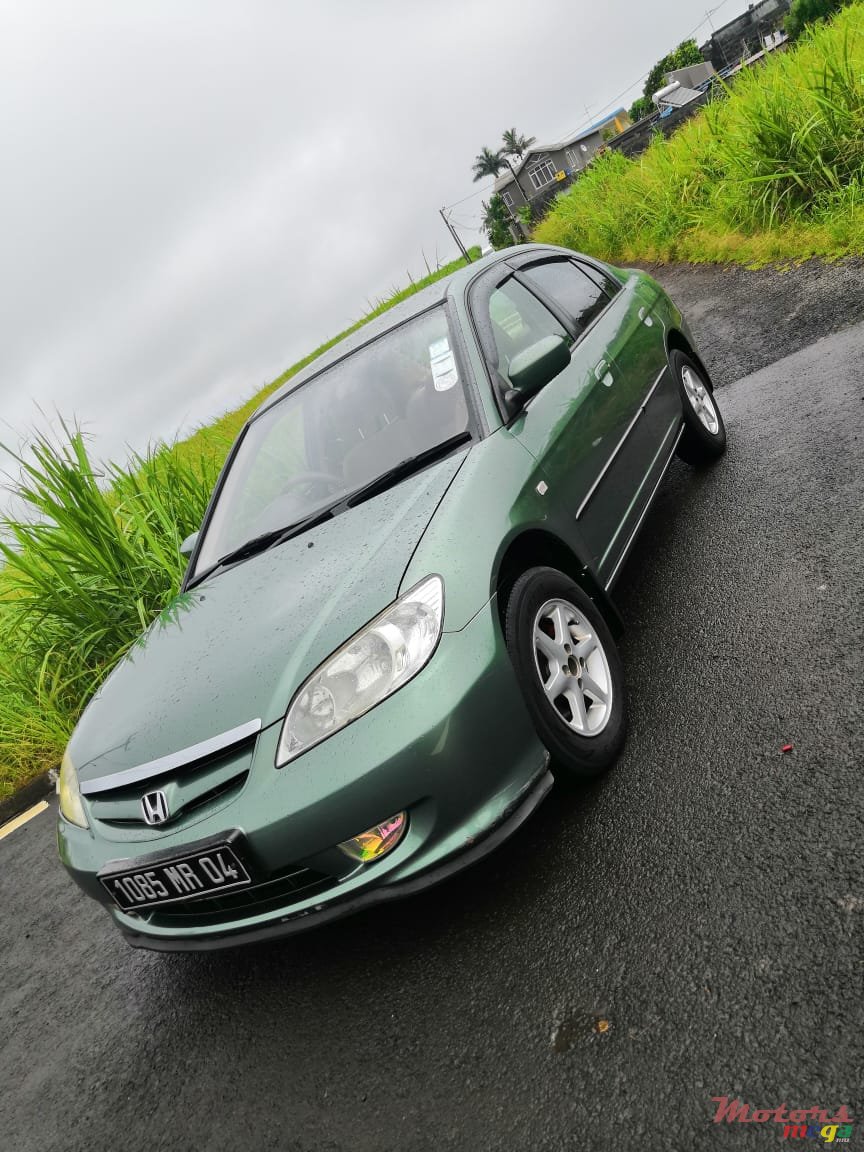 2004' Honda Civic Local 150i photo #1