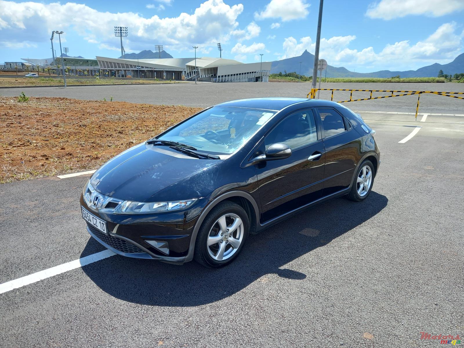 2010' Honda Civic photo #3