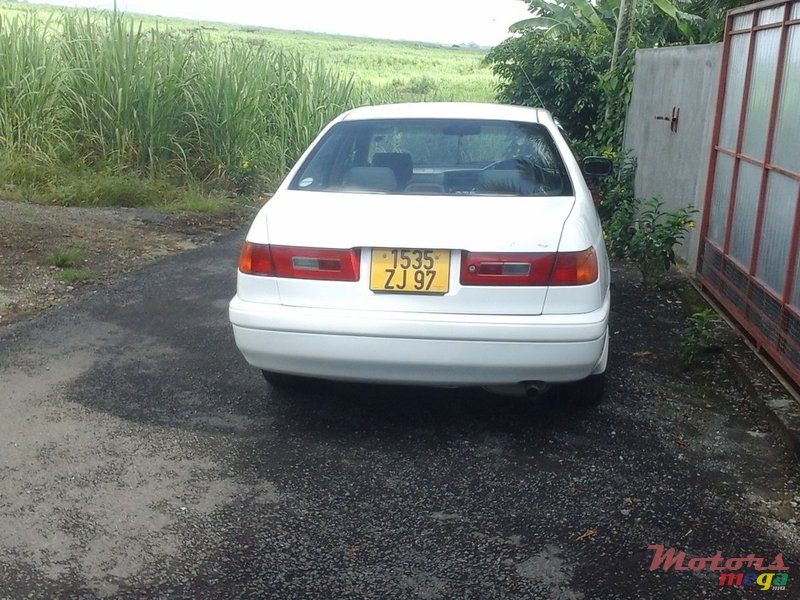 1997' Toyota Corona photo #2