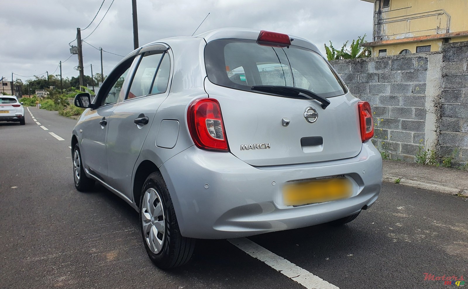 2015' Nissan March photo #5