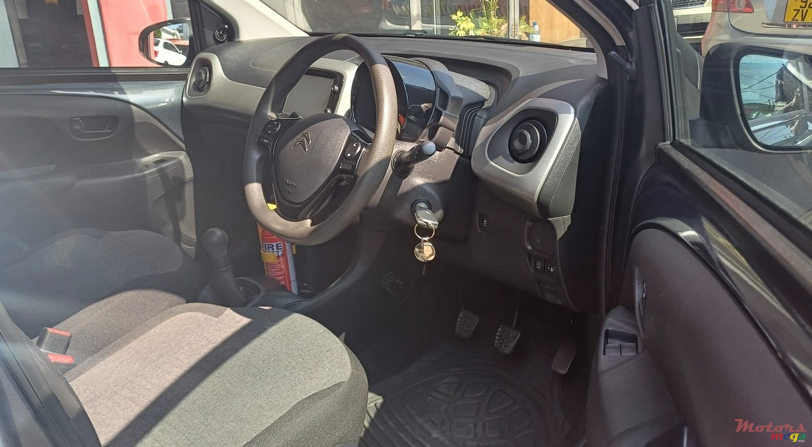 2016' Citroen C1 photo #5