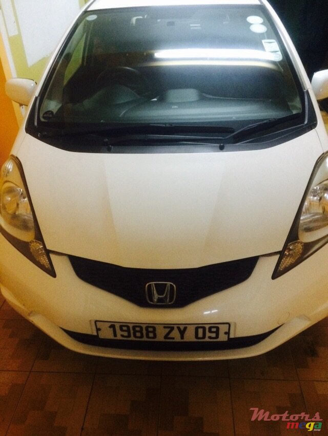 2009' Honda Fit photo #1