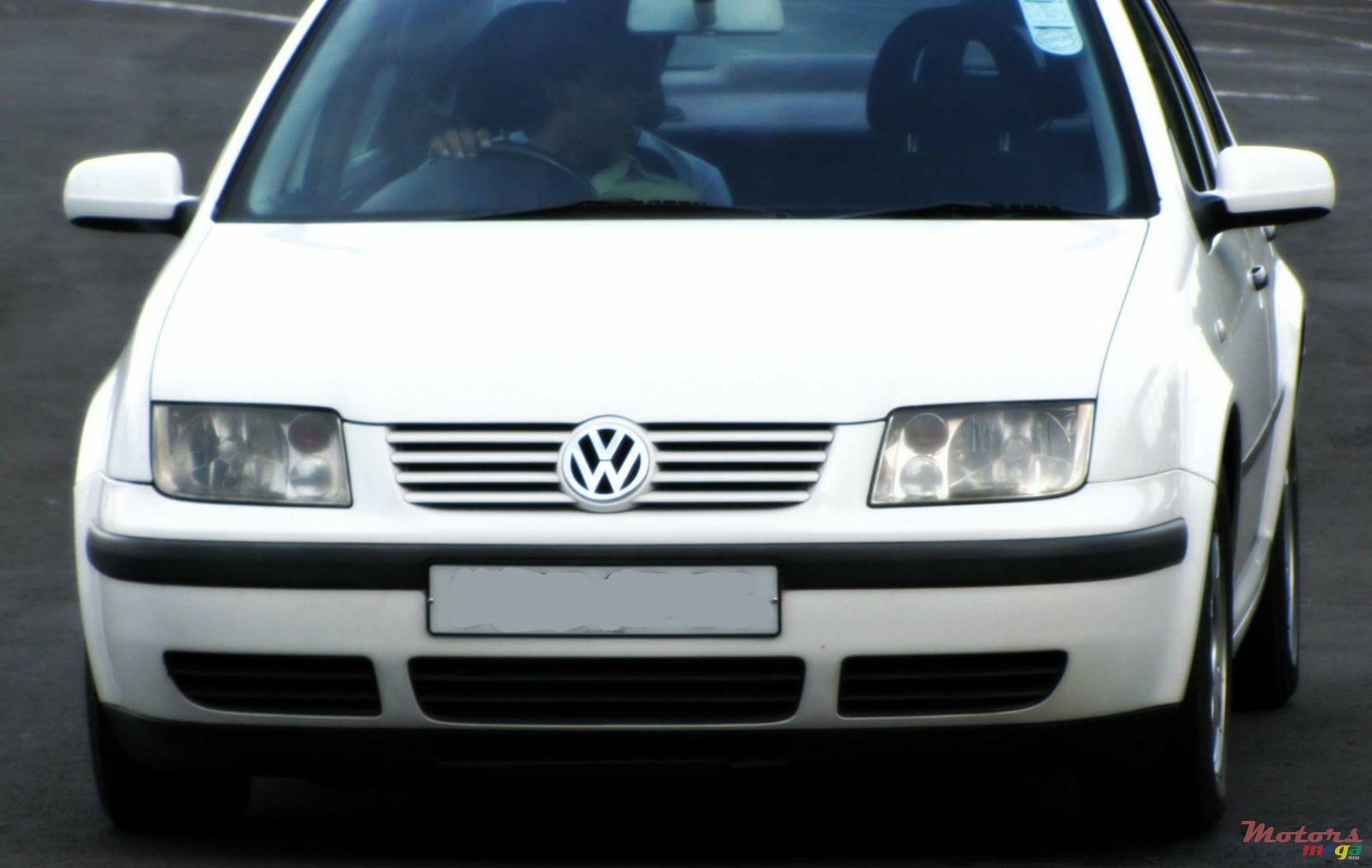 2001' Volkswagen Bora photo #2