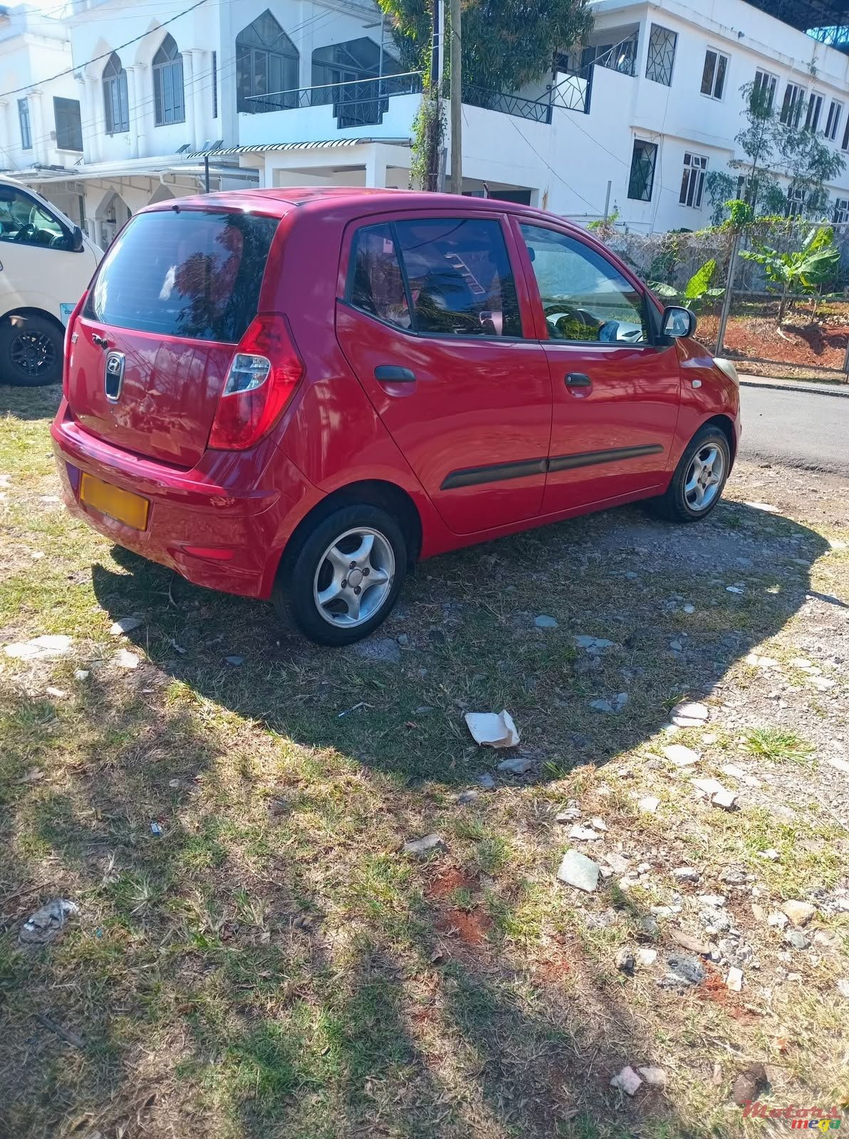 2013' Hyundai i10 photo #3