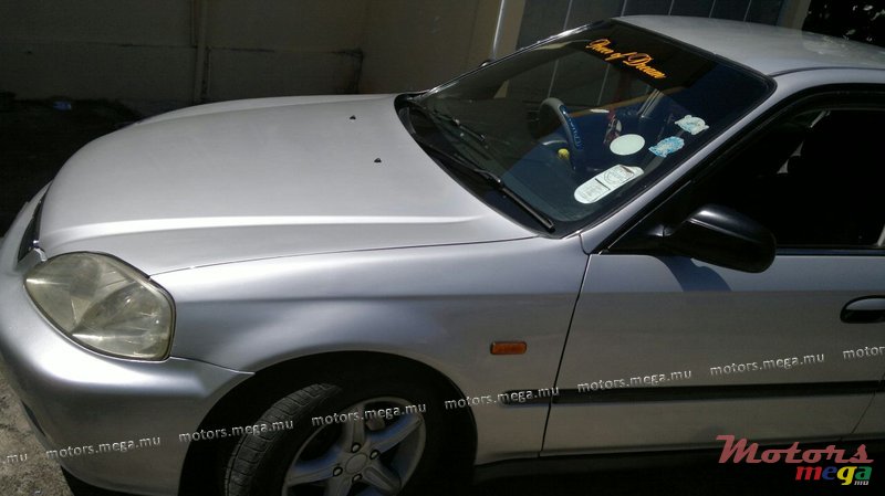1999' Honda photo #3