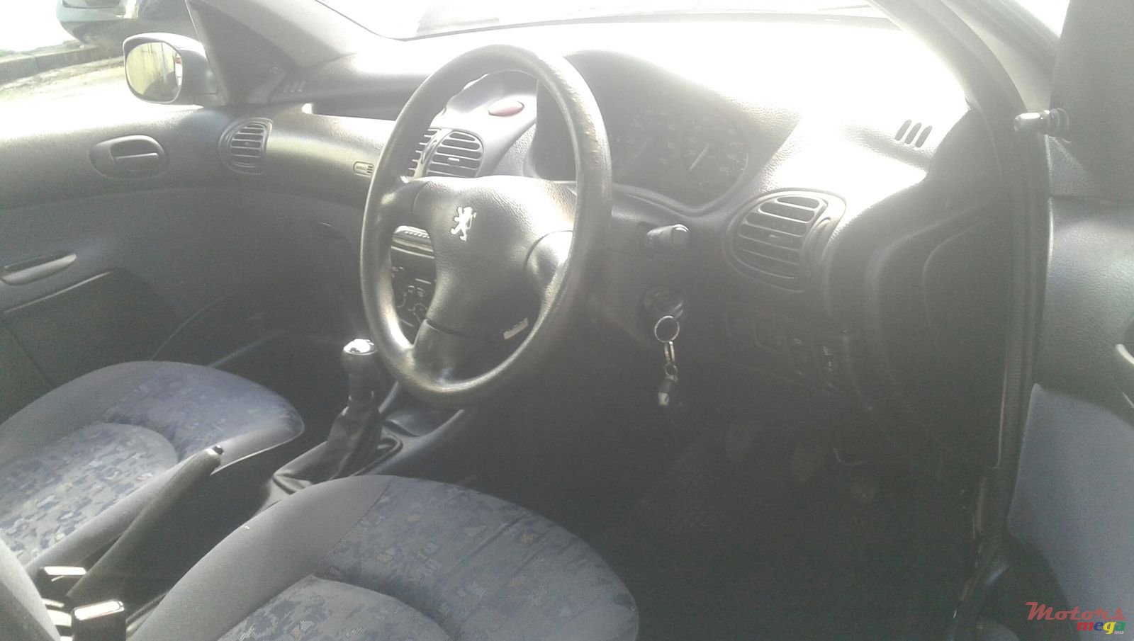 2001' Peugeot 206 photo #4