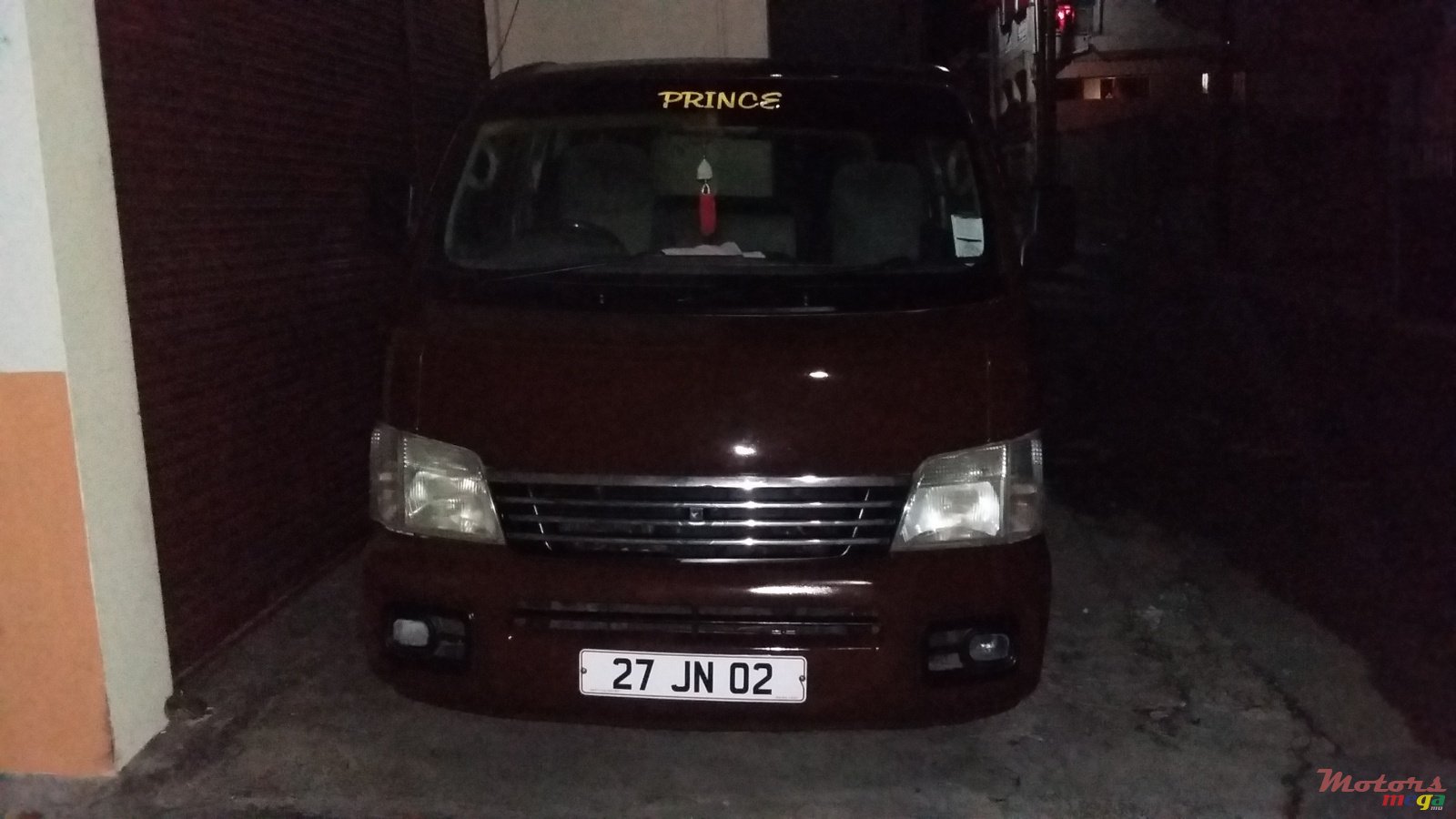 2002' Nissan photo #1