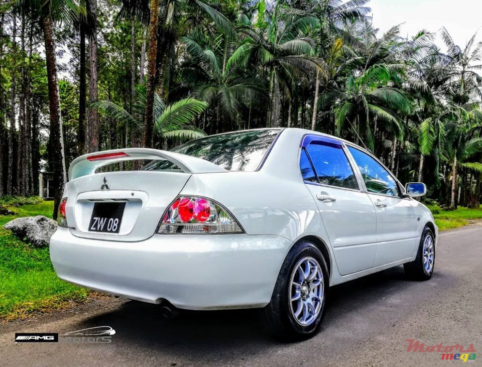 2008' Mitsubishi Lancer 1.5 photo #3