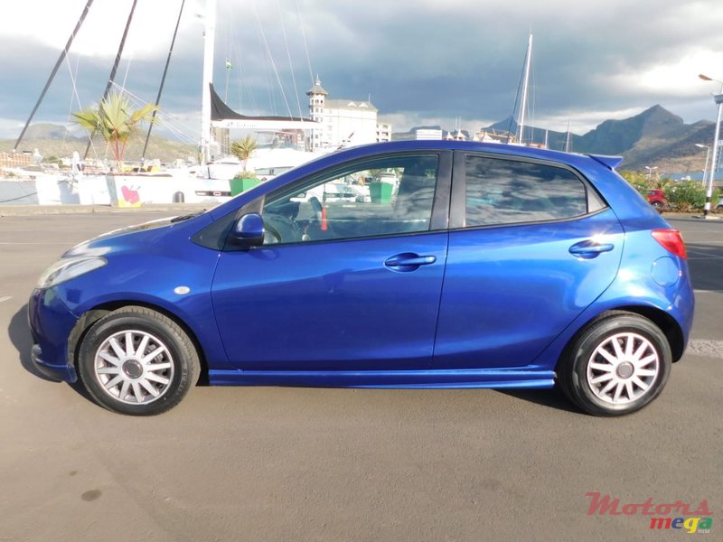 2008' Mazda Demio photo #6