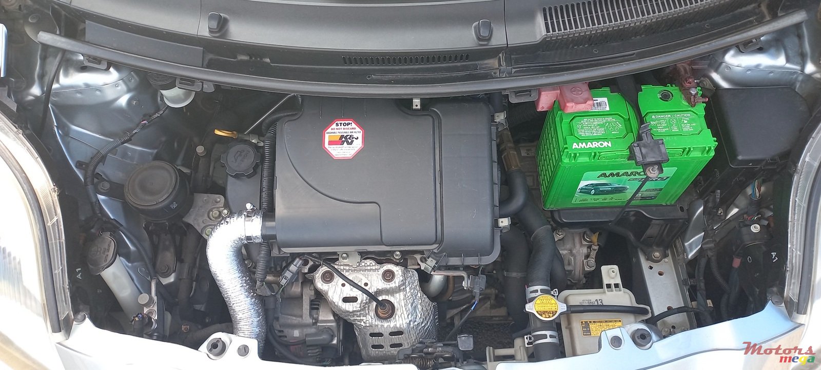 2008' Toyota Vitz photo #4