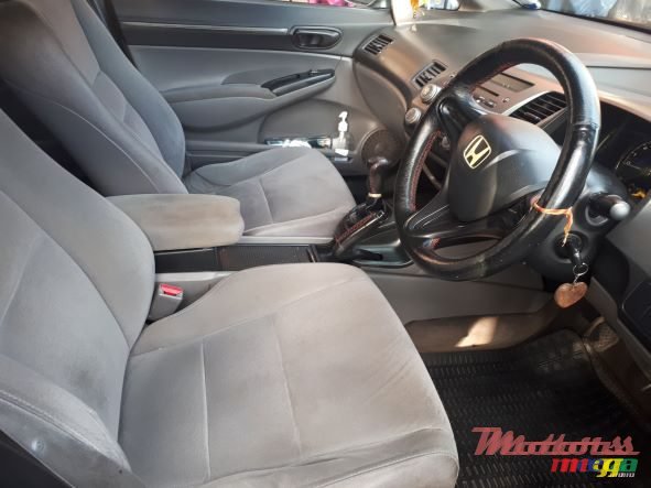 2008' Honda Civic photo #5