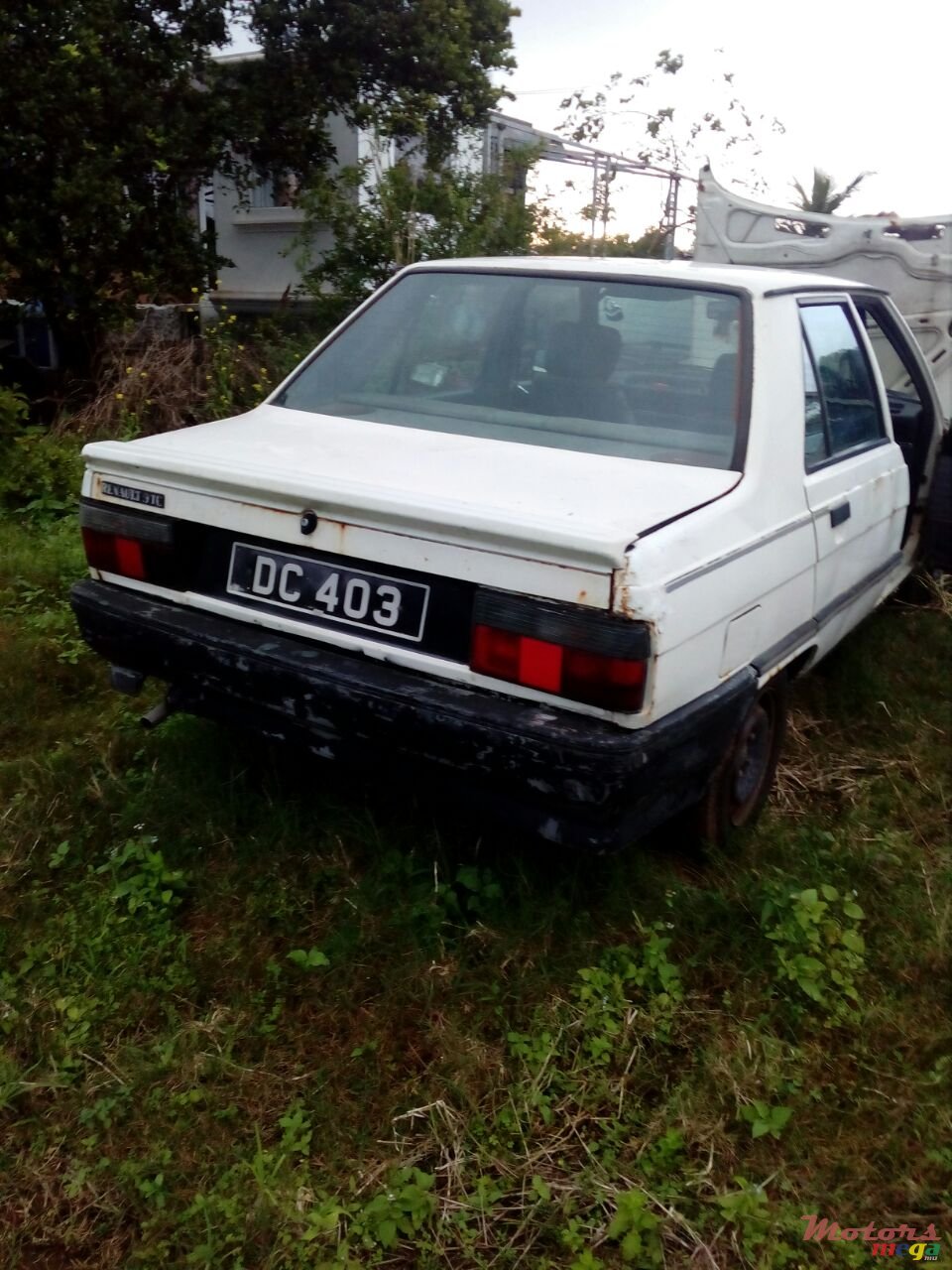 1989' Renault 9 photo #5
