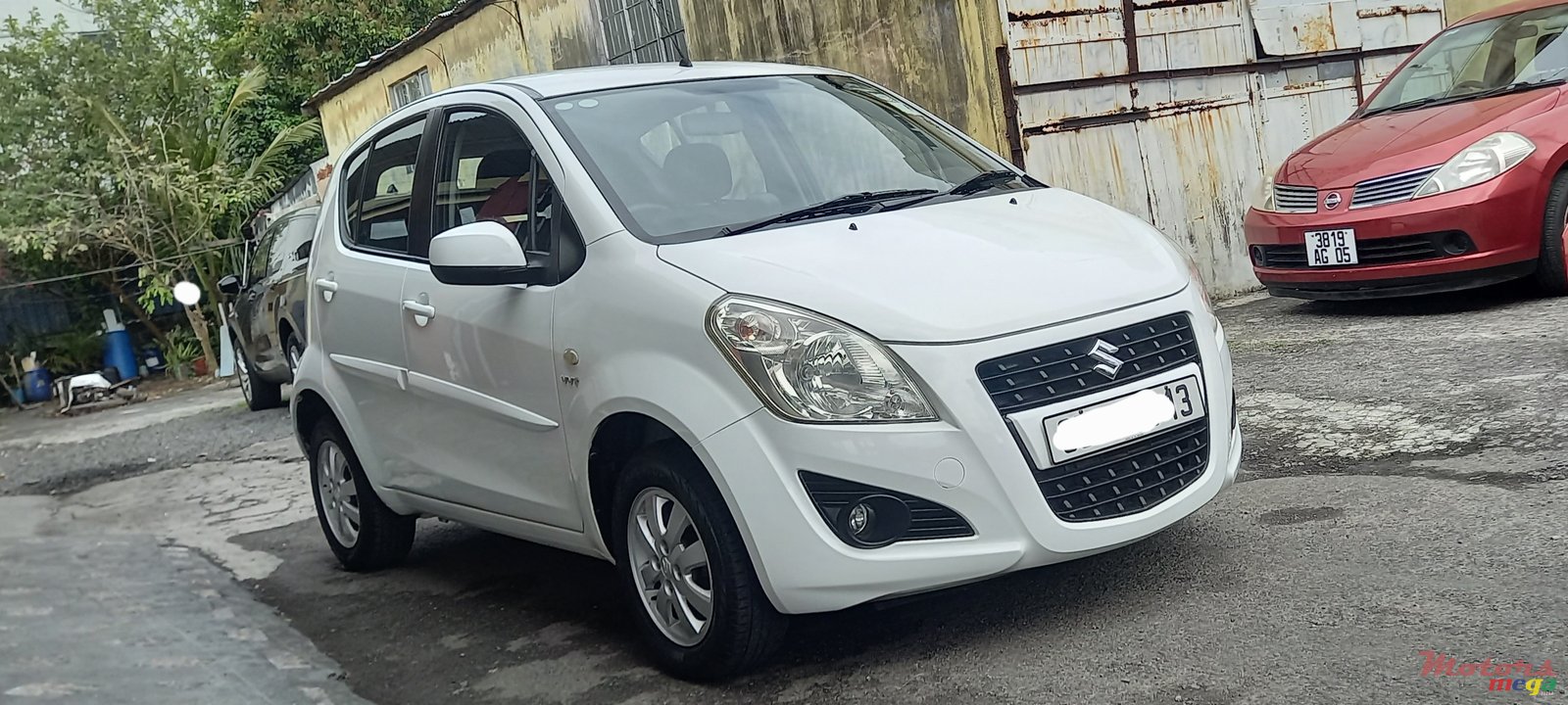 2013' Suzuki Splash photo #1