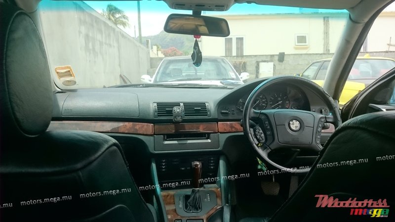 1997' BMW 523 E39 523i photo #3