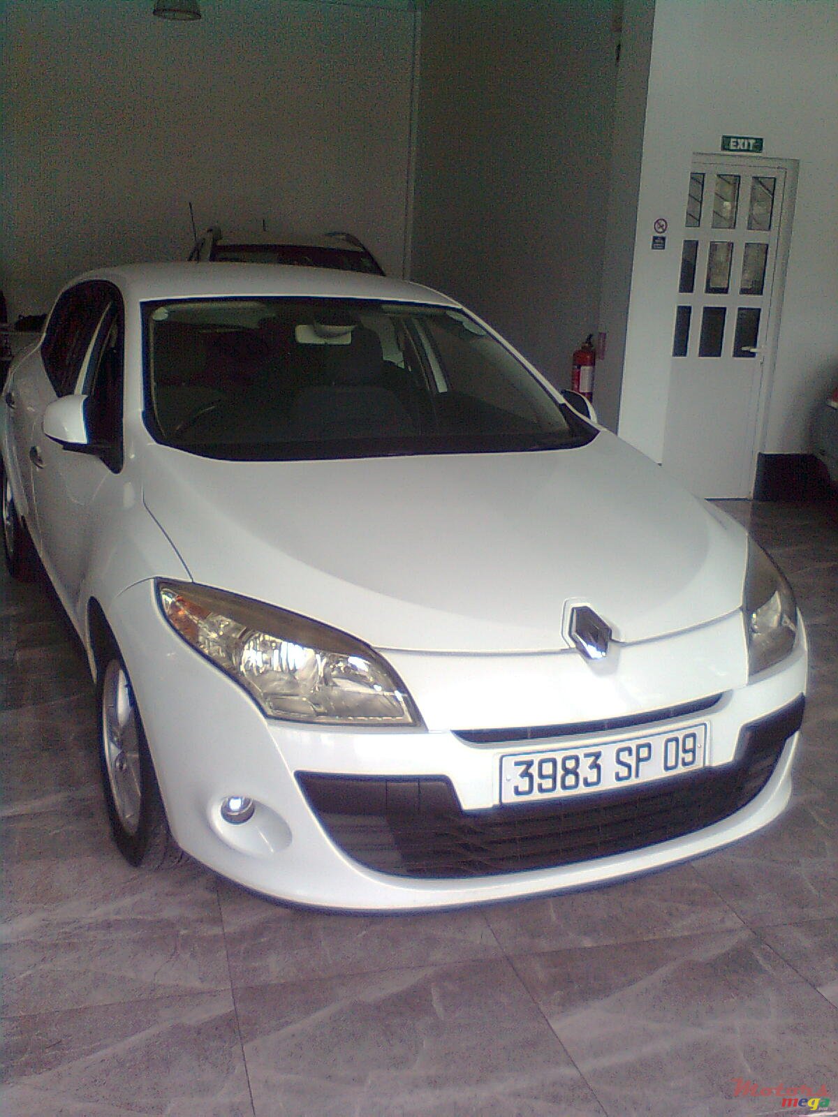2009' Renault Megane photo #1
