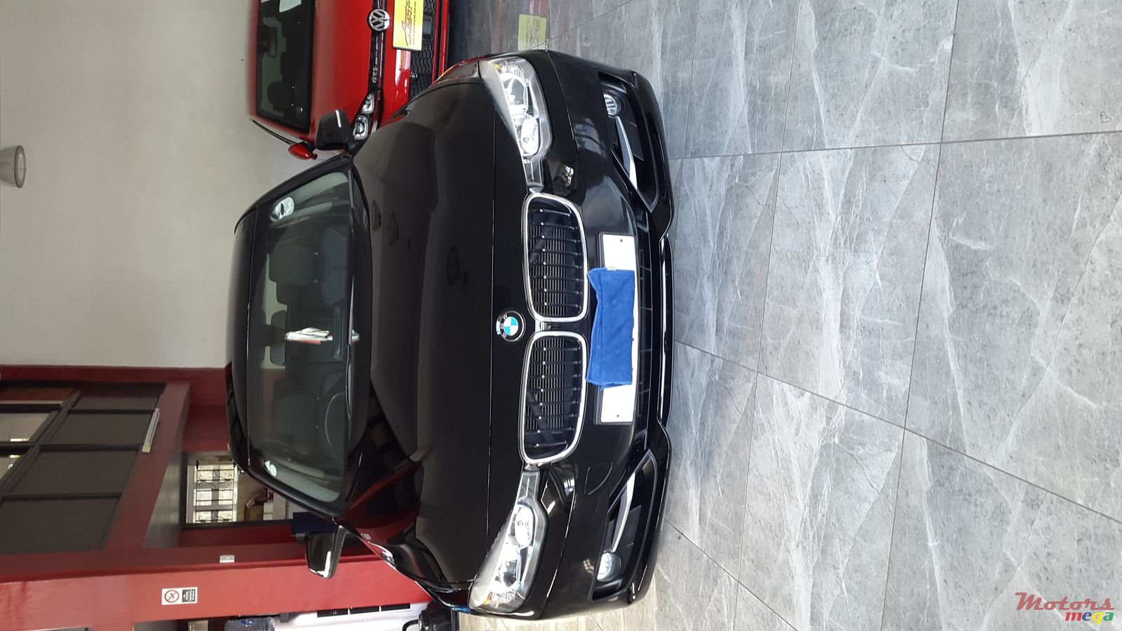 2012' BMW 3 Series Compact photo #4