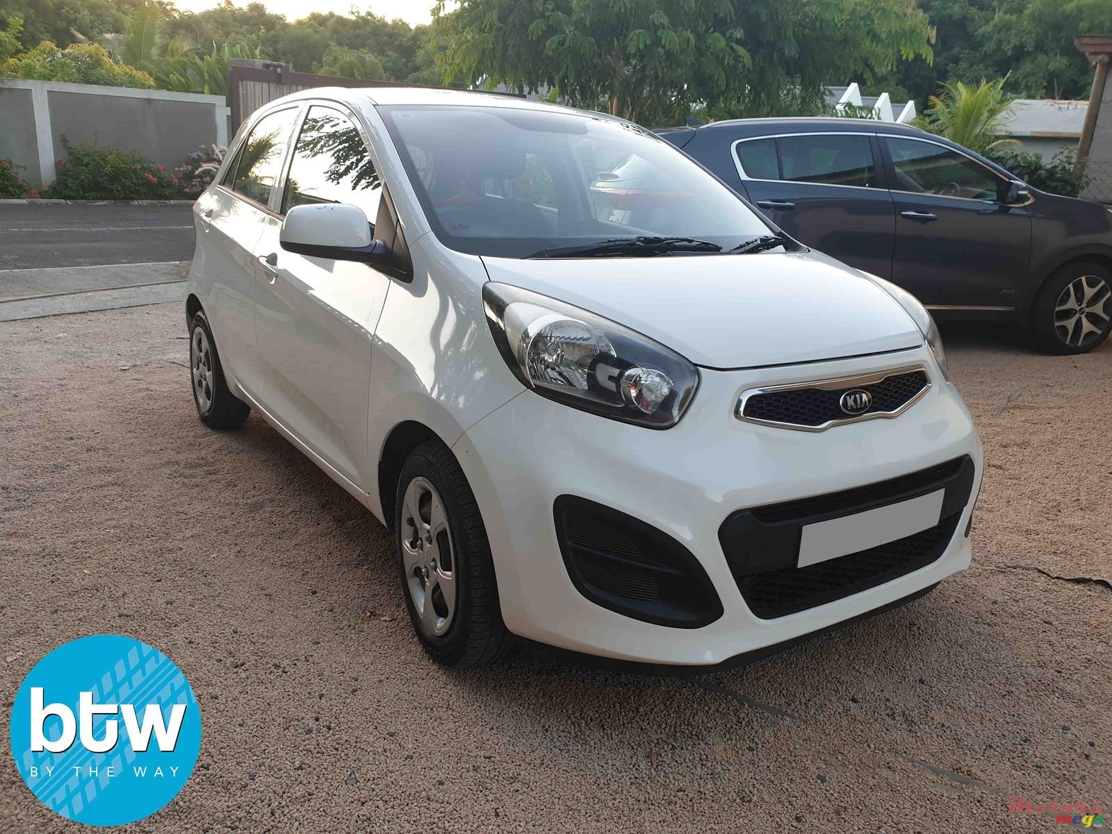 2012' Kia Picanto photo #1