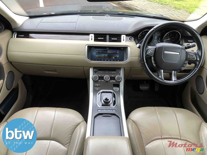 2016' Land Rover Range Rover Evoque photo #6