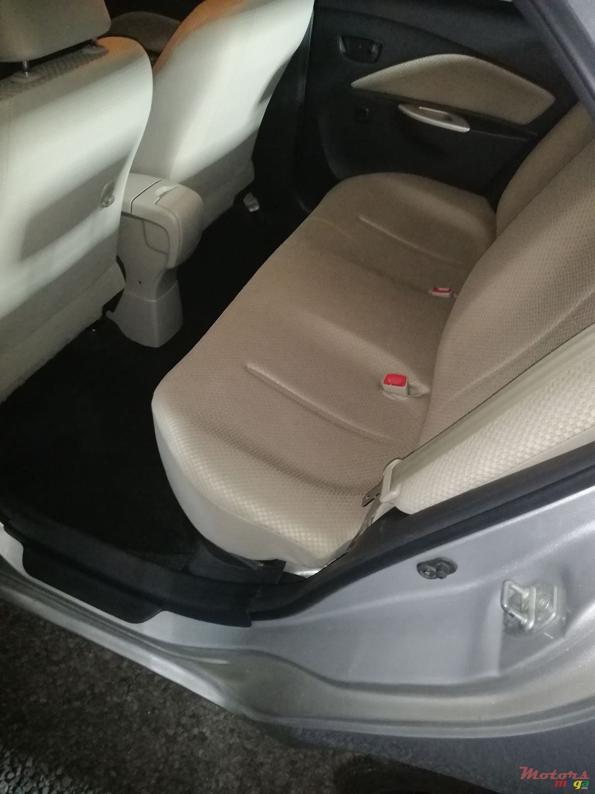 2008' Toyota Yaris Toyota Belta photo #7